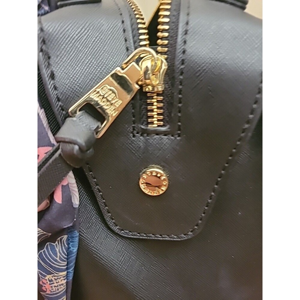 Steve Madden satchel crossbody bag Black Ribbon Gold zipper pockets - Picture 8 of 16